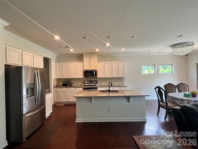 Building Photo - 8411 Flint Hill Dr