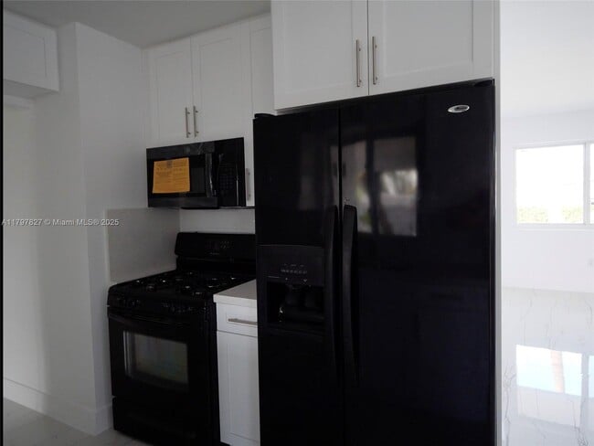 Building Photo - 11460 SW 196th Terrace
