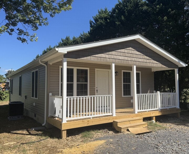 Primary Photo - 223 Fairview Rd