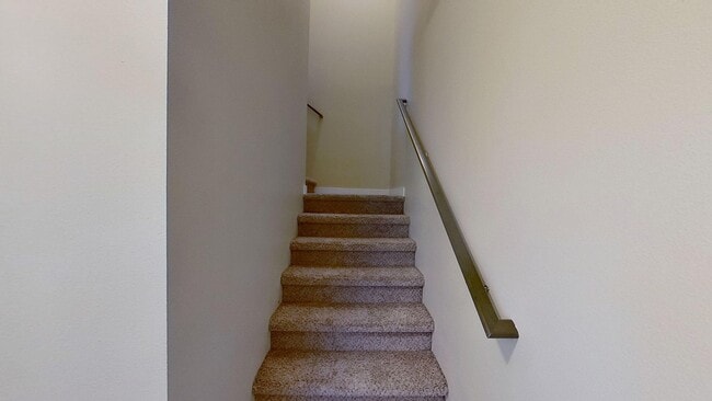 Building Photo - Spacious 2-Bedroom, 2-Bathroom Townhome in West Olympia — Just Reduced, Apply Today!!