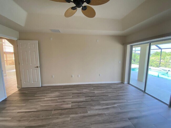 Building Photo - 15144 Lakeland Cir