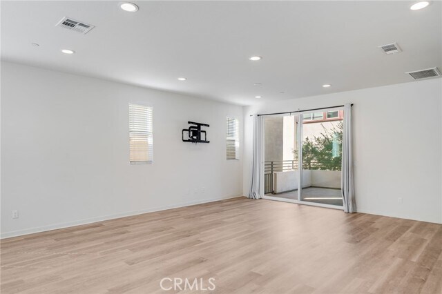 Building Photo - 582 Cultivate