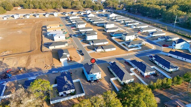 Building Photo - 3656 NE 30th Ter