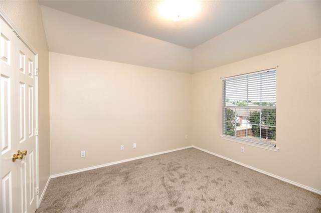 Building Photo - 2818 Cheverny Dr
