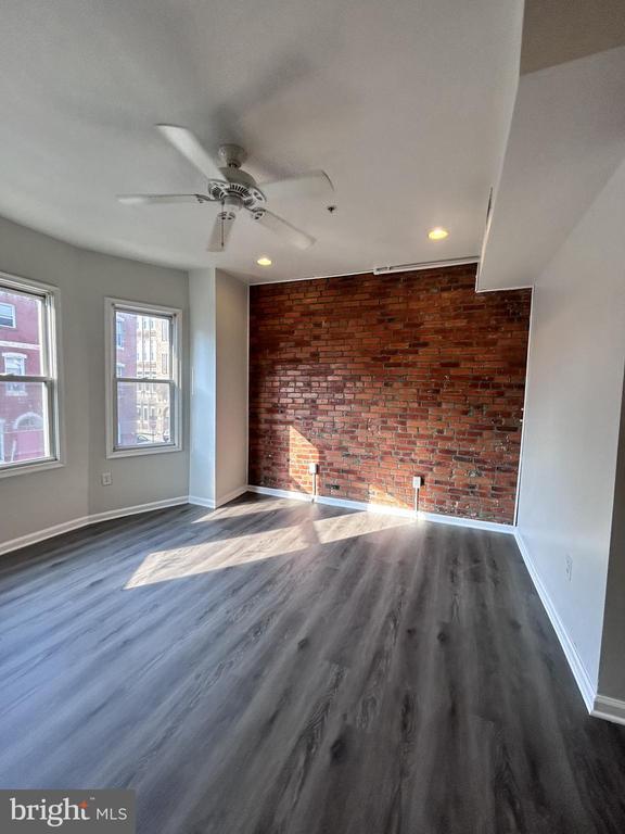 Building Photo - 3109 Frankford Ave