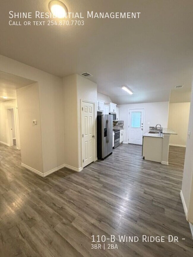 Building Photo - 110-B Wind Ridge Dr --