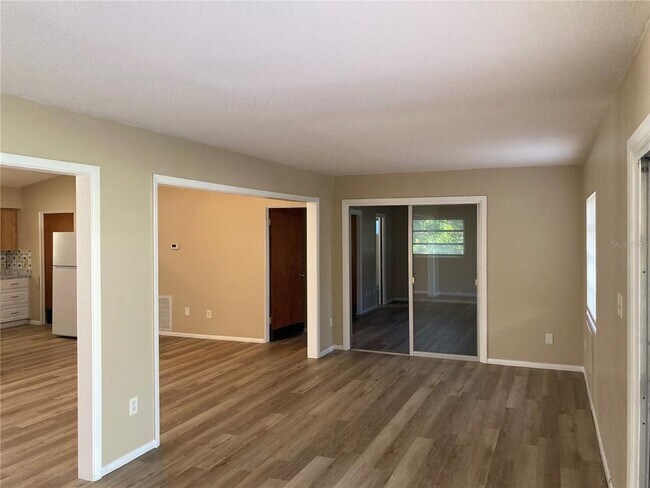 Building Photo - 1194 Porter Dr