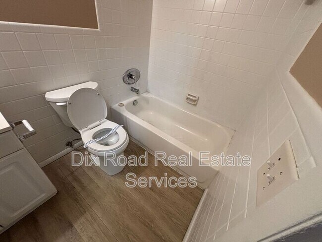 Building Photo - 440 Mc Creary Ct