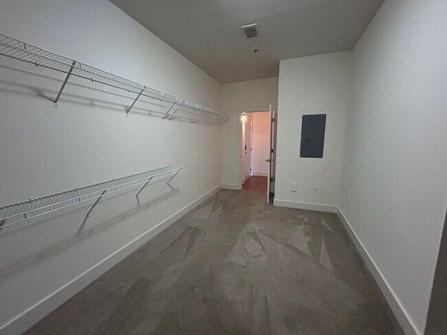 Building Photo - 505 Tennessee St