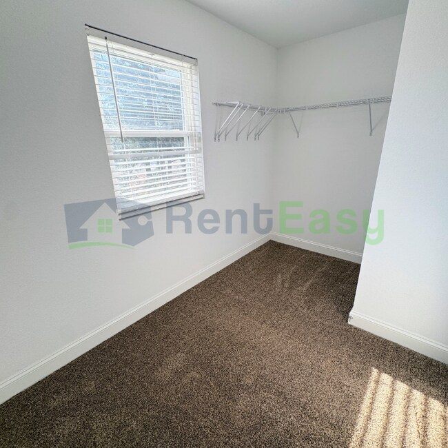 Building Photo - 3400 Freemason Dr