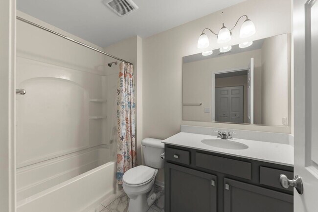 Building Photo - 4200 Calder Ln