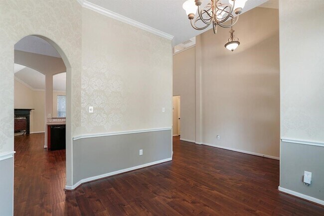 Building Photo - 7211 Emerald Run Ln