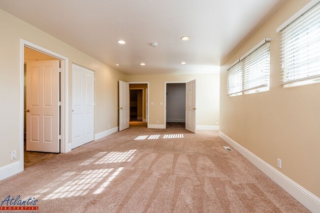 Building Photo - Beautiful & Spacious Corralitos Home