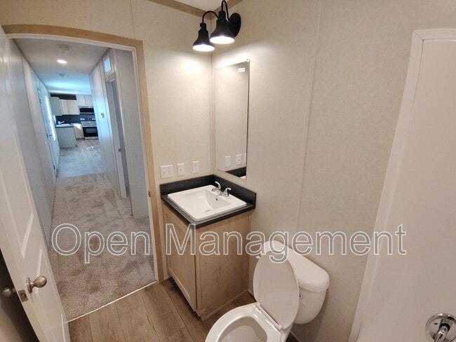 Building Photo - 24 Erin Ln