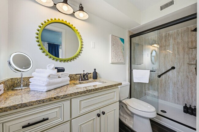 Building Photo - 1132 Gershwin Dr