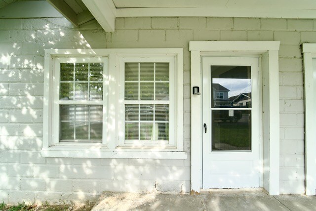 Building Photo - 2607 Elliott Dr