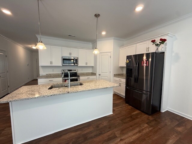 Building Photo - 849 Sage Hill Dr
