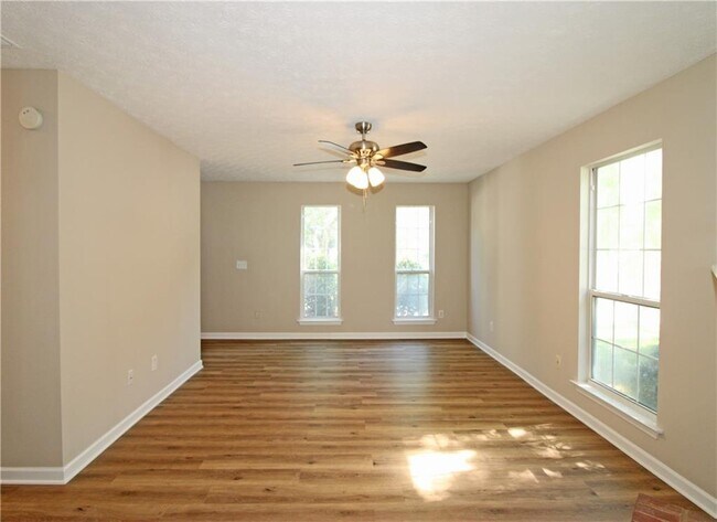 Building Photo - 1334 Ambercrest Way