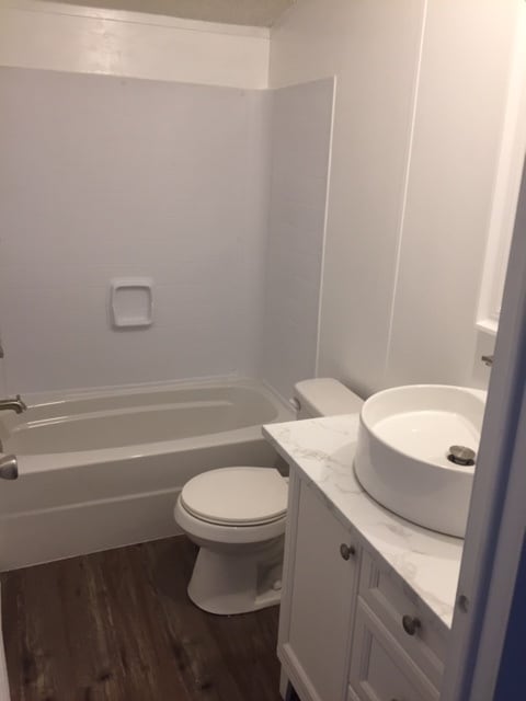 Building Photo - 545 Wancy Cir