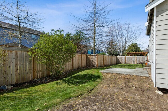 Building Photo - 5 Bedroom 3 Bath Home in Bothell Beaumont Sub Division $4300