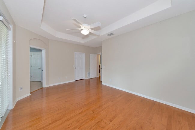 Building Photo - 5519 Napa Dr