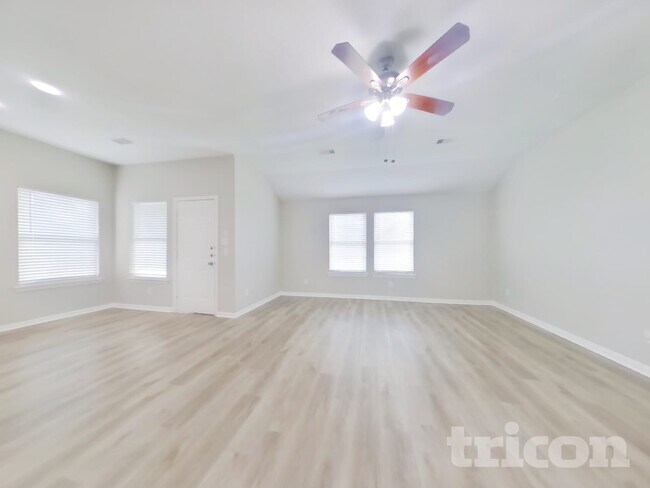 Building Photo - 23303 Crosscut Pass Dr