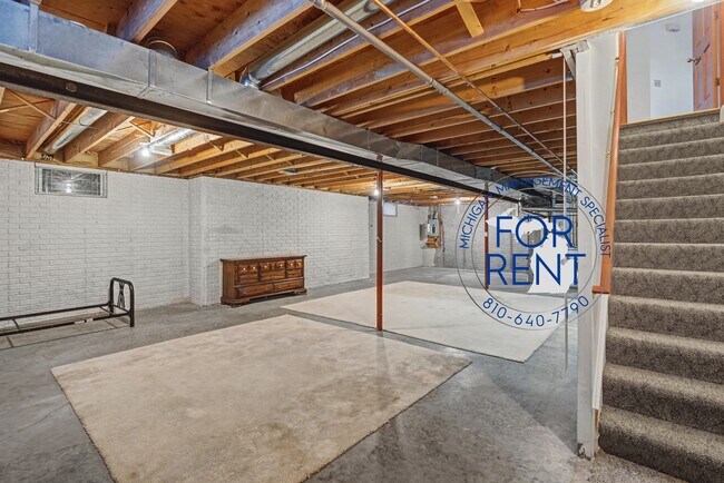 Building Photo - 3175 Rotterdam Dr