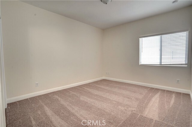 Building Photo - 7124 Farralone Ave