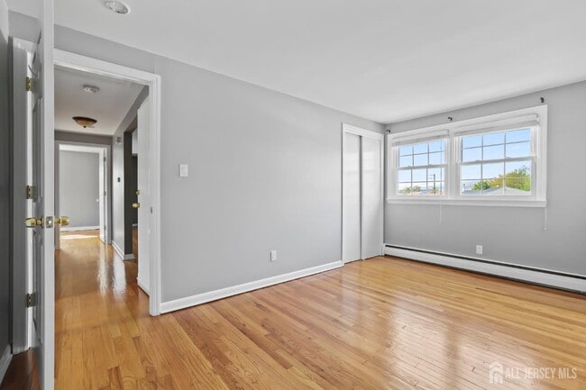 Building Photo - 262 Wall St