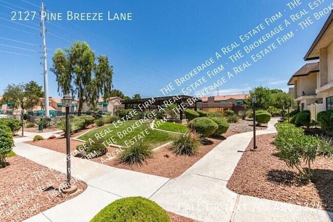 Building Photo - 2127 Pine Breeze Ln