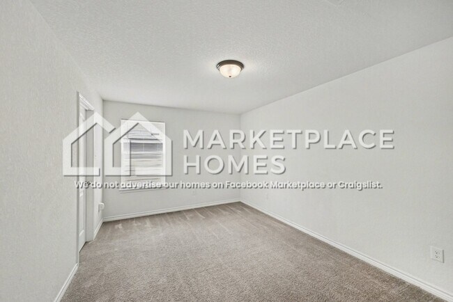 Building Photo - 3901 Legend Hill