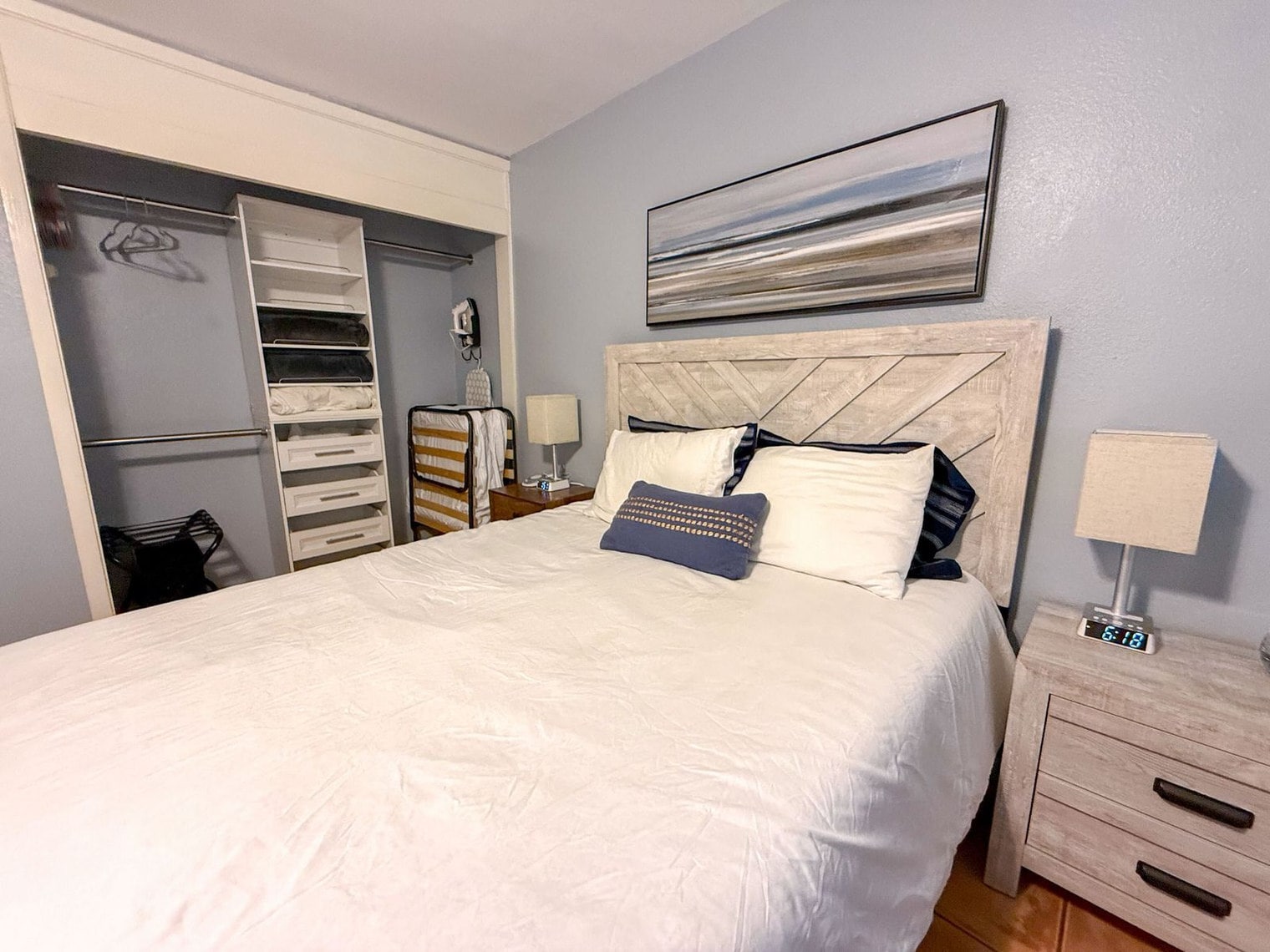 Building Photo - 14898 Granada Dr