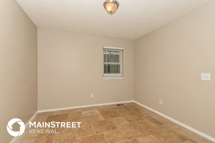 Building Photo - 4605 NW 57th St