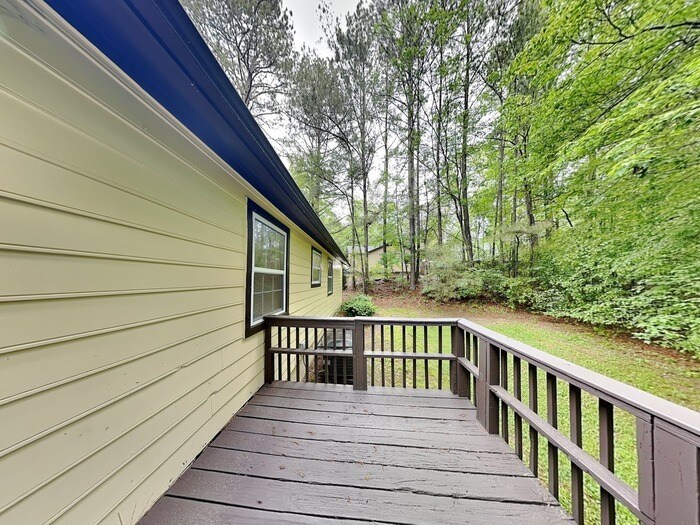 Building Photo - 2800 Alexandria Dr SW