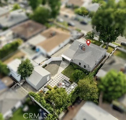 Building Photo - 6348 Beeman Ave