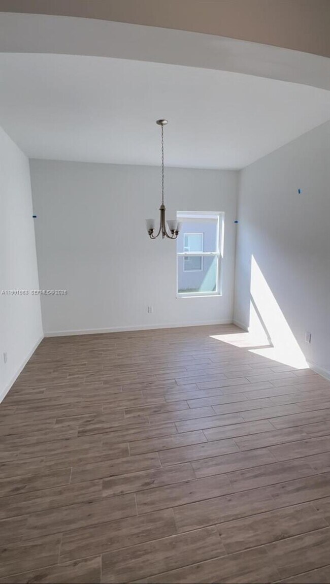 Building Photo - 1034 Chelan Falls Dr