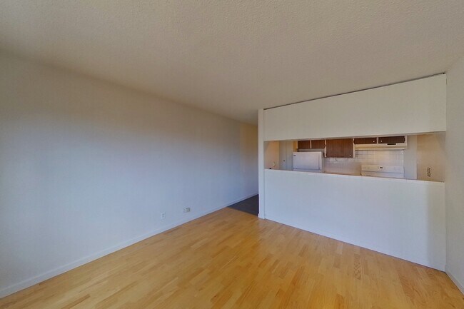 Floorplan - 2028 Dwight Way