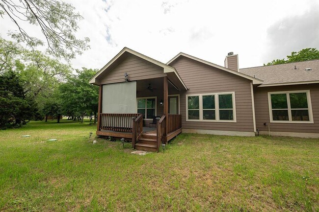 Building Photo - 122 Koele Ct