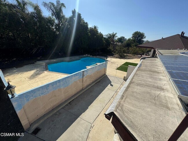 Building Photo - 381 Laguna Terrace