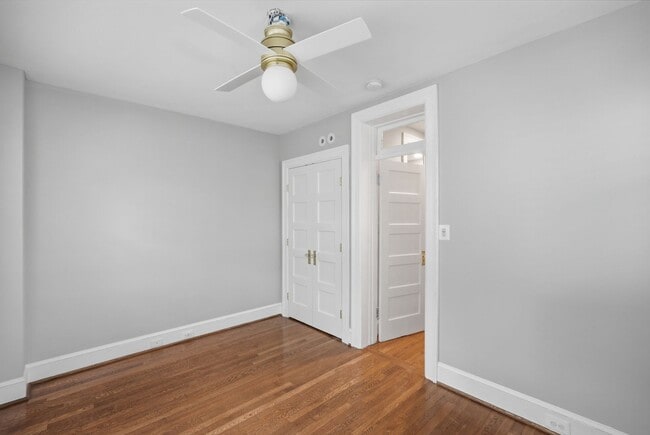 Building Photo - Glover Park Townhome | 4 Bed | 3.5 Bath | 2,500 Sf | Large Front Porch & Fenced-In Backyard w/ Deck