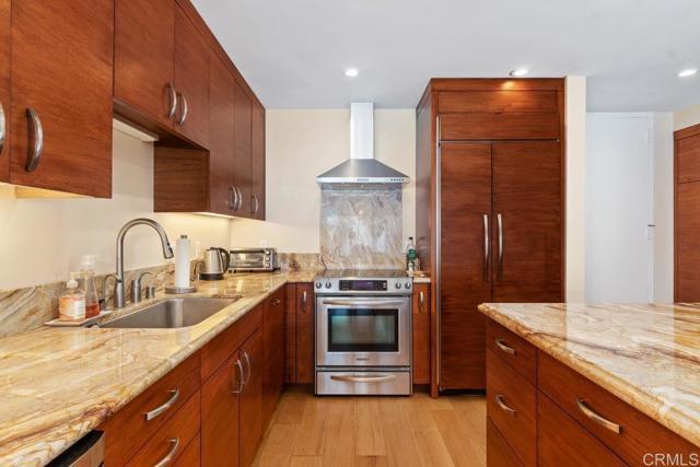 Building Photo - 1040 Coast S Blvd