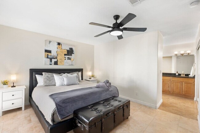 Building Photo - 14615 N 22nd Ln