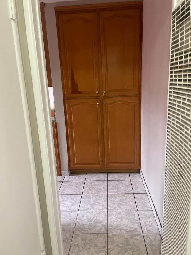 Building Photo - 3539 Baltic Ave