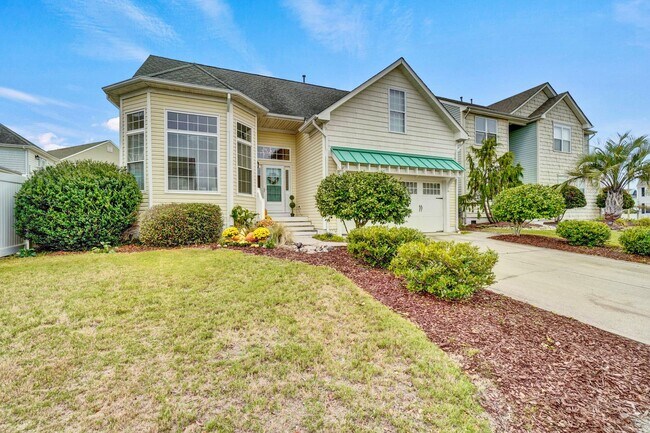 Building Photo - MUST SEE!! 3-Bedroom Home in Bay Breeze Point! Vaulted Ceilings - 1st Floor Primary Bedroom - Att...