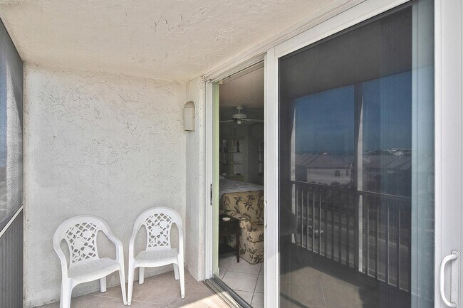 Building Photo - 5500 Bonita Beach Rd SW