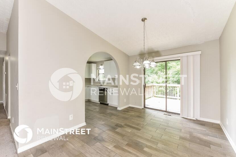 Building Photo - 3668 Riverchase Terrace