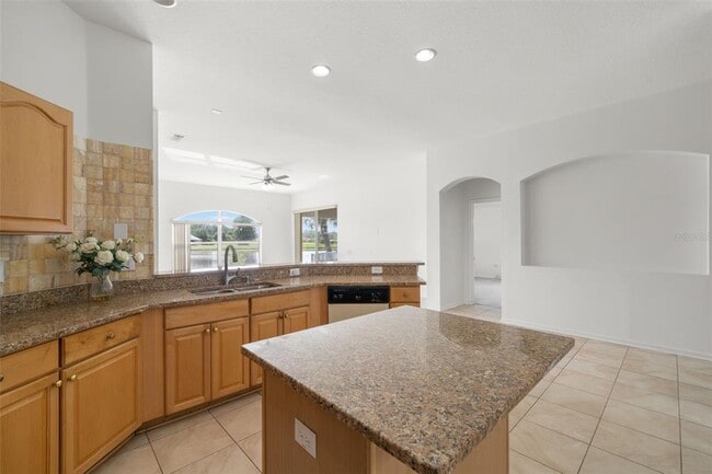 Building Photo - 5234 Spectacular Bid Dr