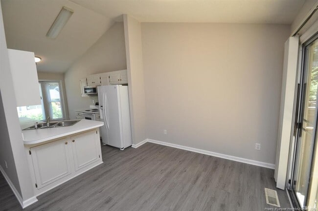 Building Photo - 205 W Wyatts Pond Ln