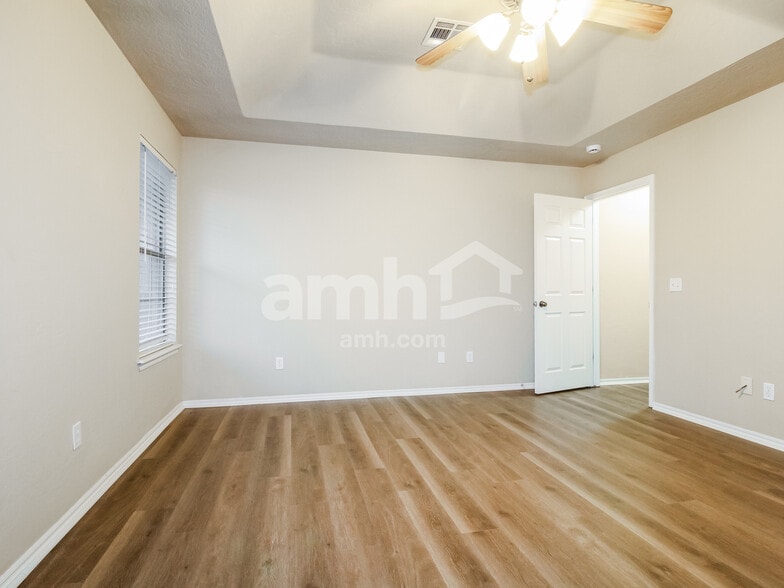 Building Photo - 509 SW 163rd St