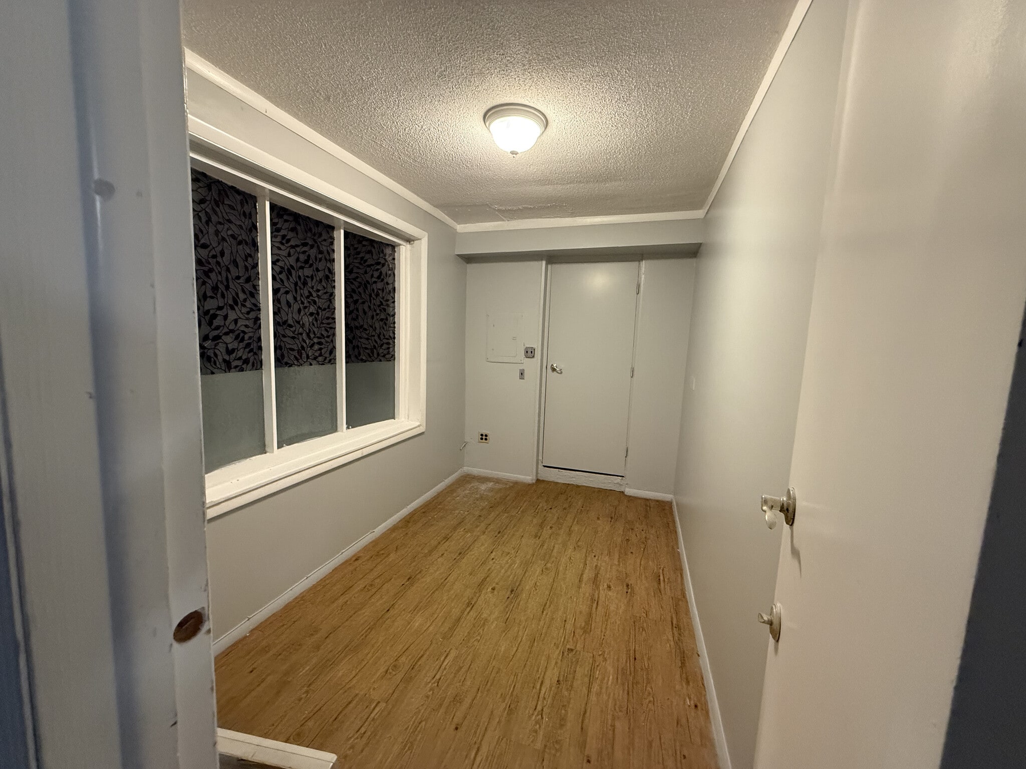 Main Entrance - 368B Summerhill Rd